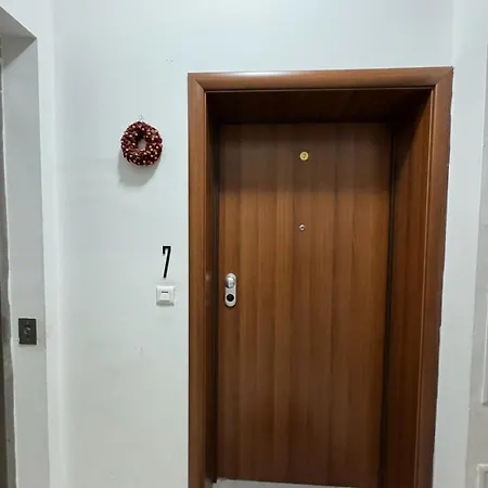 Above - Rooftop With Private Terrace 스코페