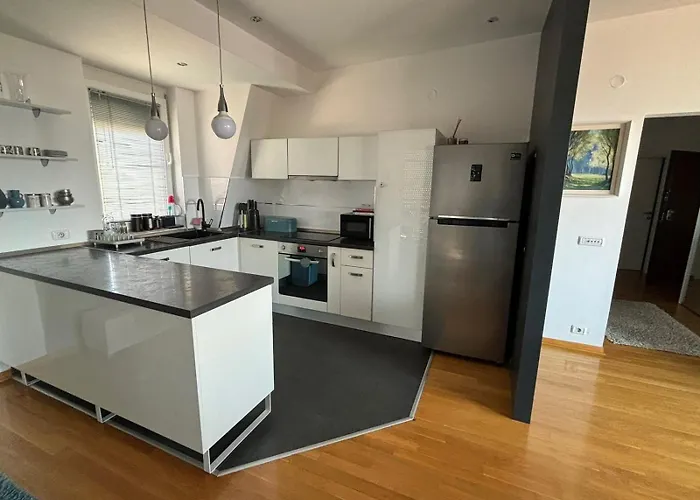 Apartment Above - Rooftop With Private Terrace *